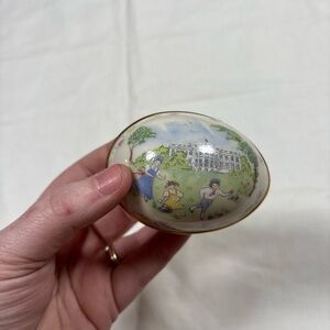 1984 Lenox fine porcelain Easter egg trinket box